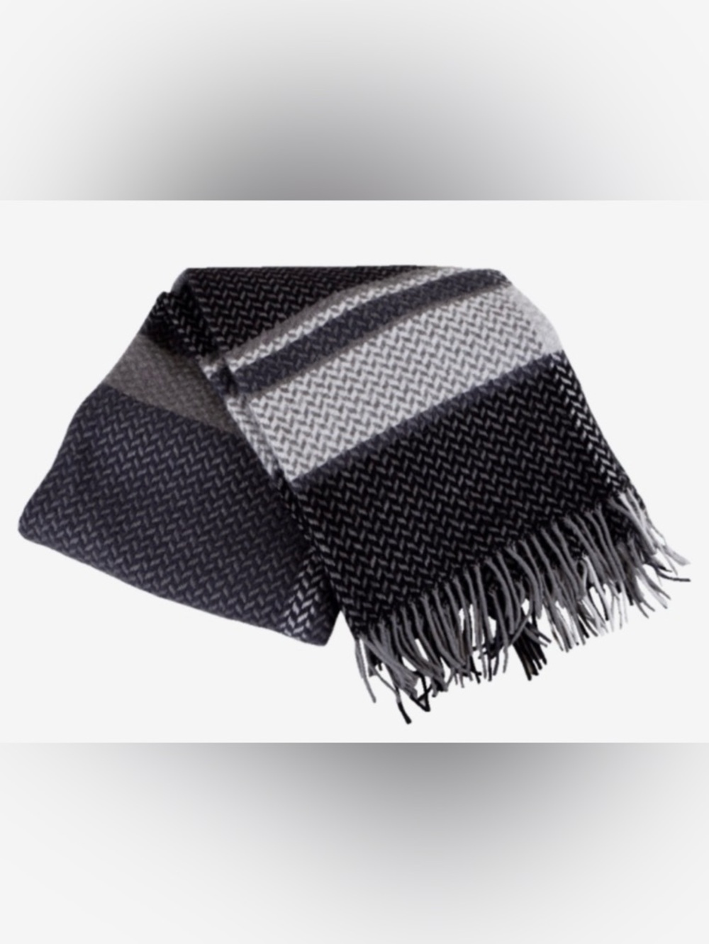 Cozy Iceland 100% Wool Icewear Hlýja throw blanket